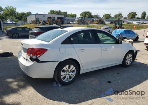 2016 Chevrolet Cruze Limited Ls z USA, uszkodzony, nr VIN 1G1PC5SH8G7177380